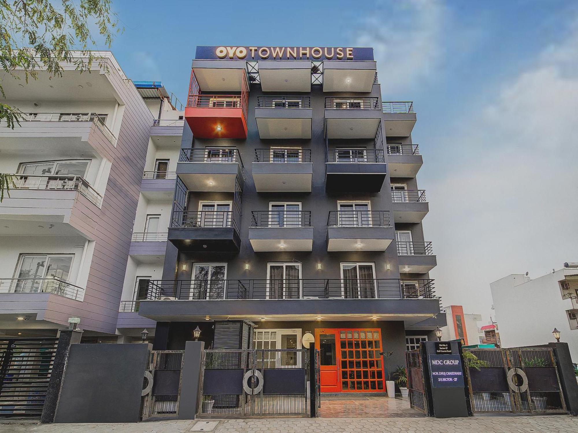Townhouse Golf Course Road Hotel Gurgaon Exterior photo